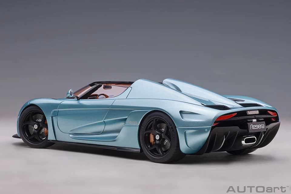 1:18 Koenigsegg Regera Horizon blue now available. Item no. 79028.