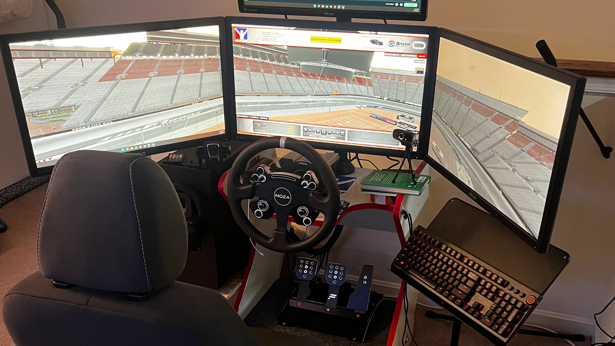 MOZA Racing - More amazing setup pics of the R9 DD base... | Facebook