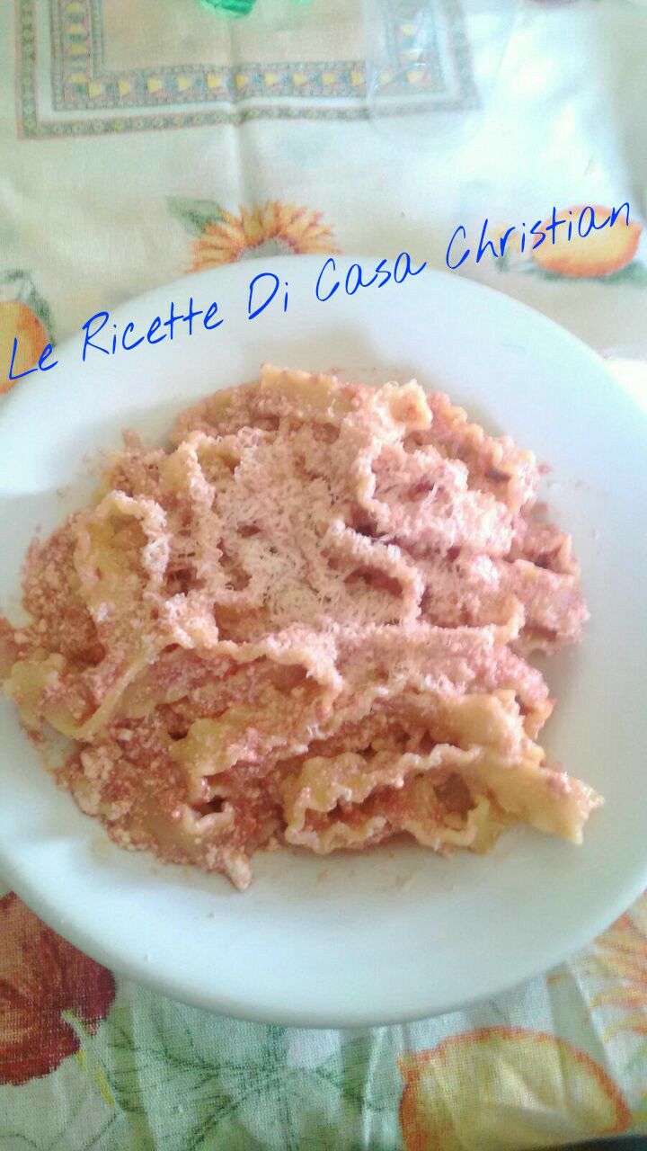 Le - SAGNE RICCE CON LA RICOTTA La tradizione vuole che nel piccolo ...