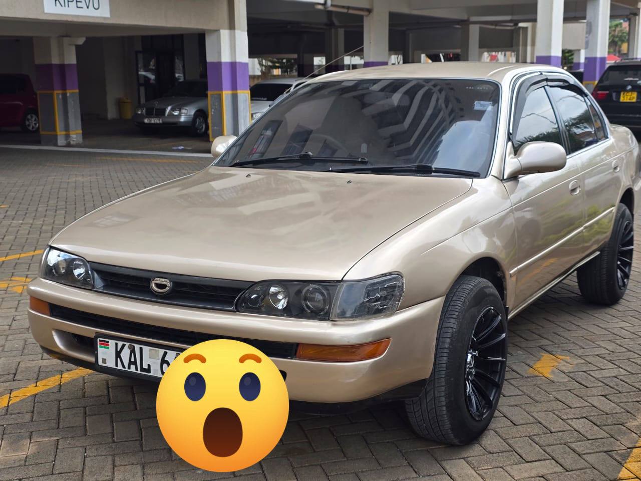 Toyota 100 Manual Fully loaded 💯 Asian owned Cal 0792 279941 500k💯
