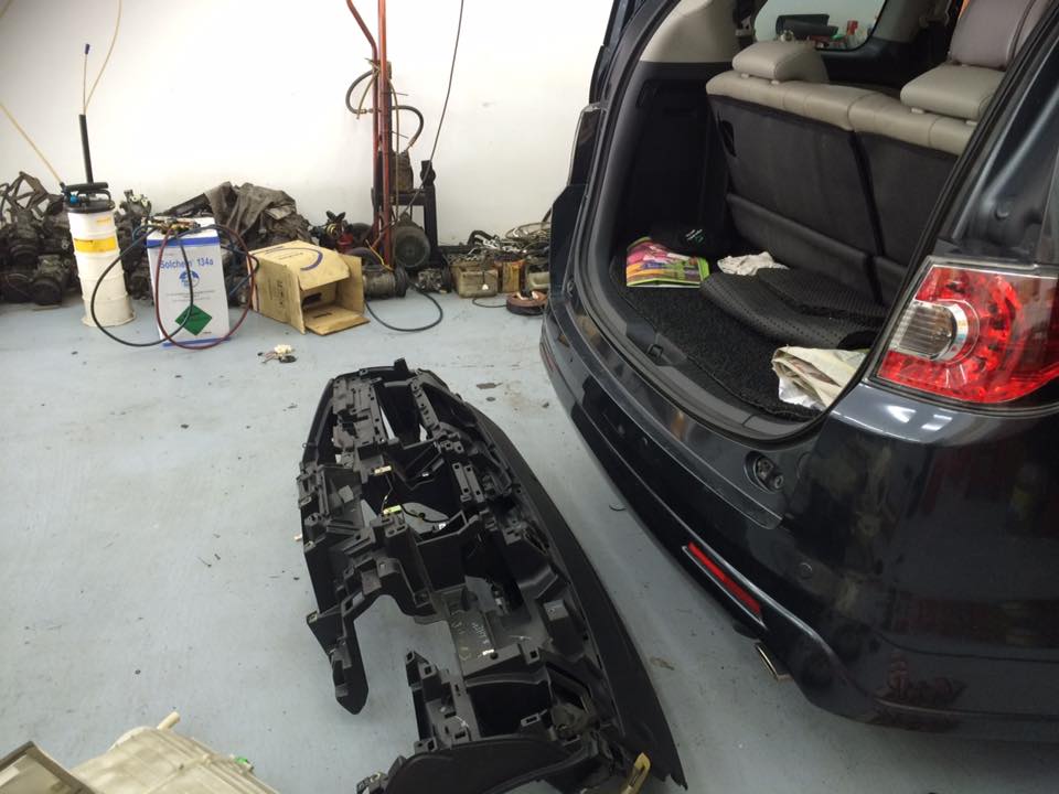 Mazda 8 Mpv Change... - Sheng Hing Car Air-Cond Service