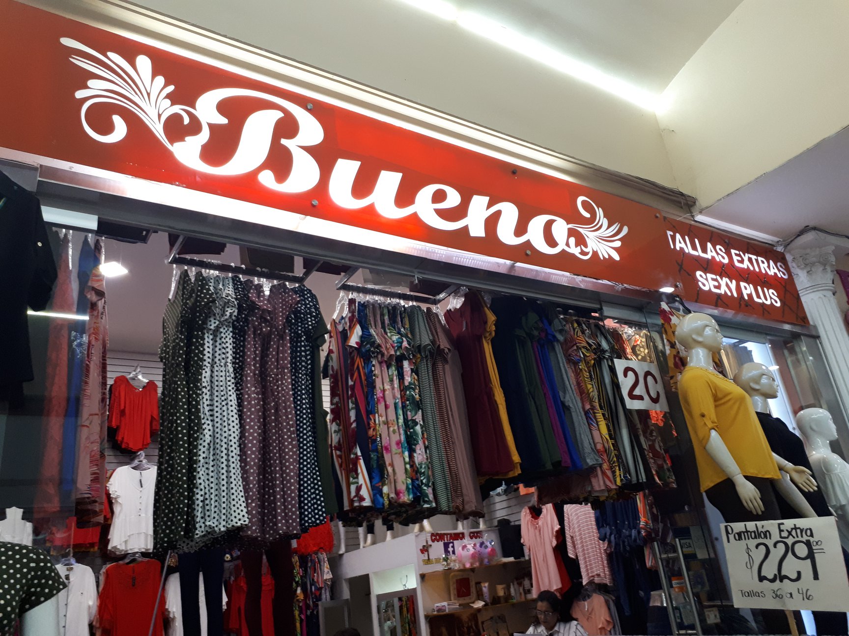 En Tienda Bueno contamos con... - Curvy Mood - Ropa Americana