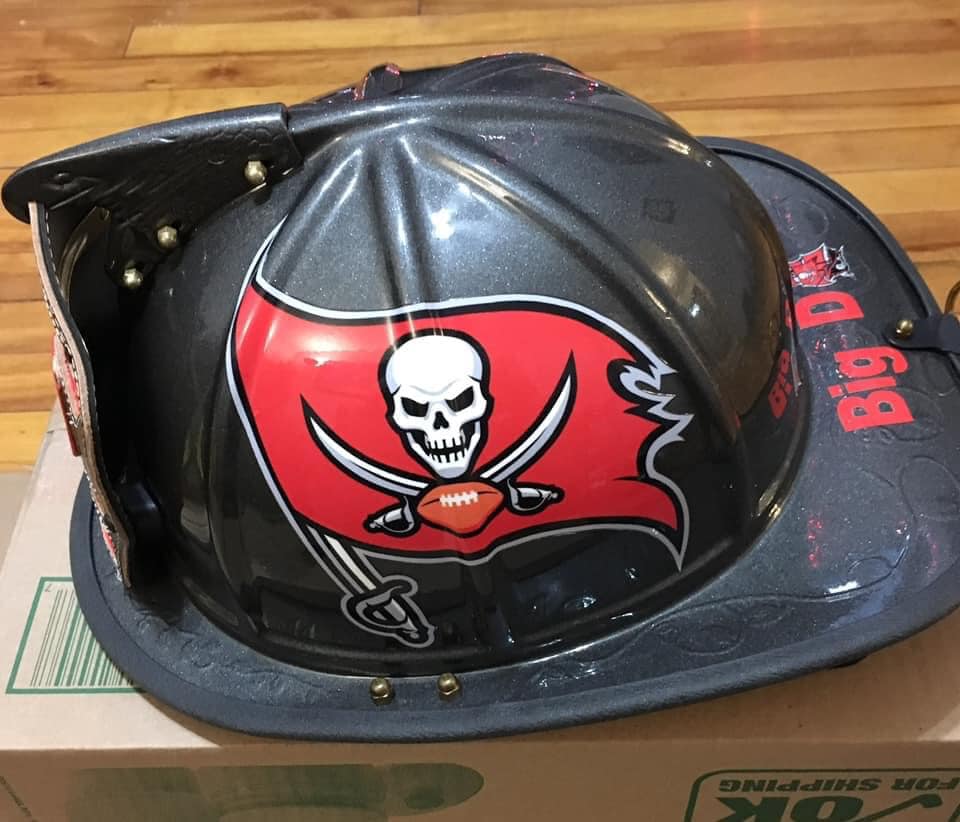 firefighter football helmet PHENIX TC-1 TRADITIONAL COMPOSITE SERIES  Also feature 6 Painted firefighter helmets... - Painted