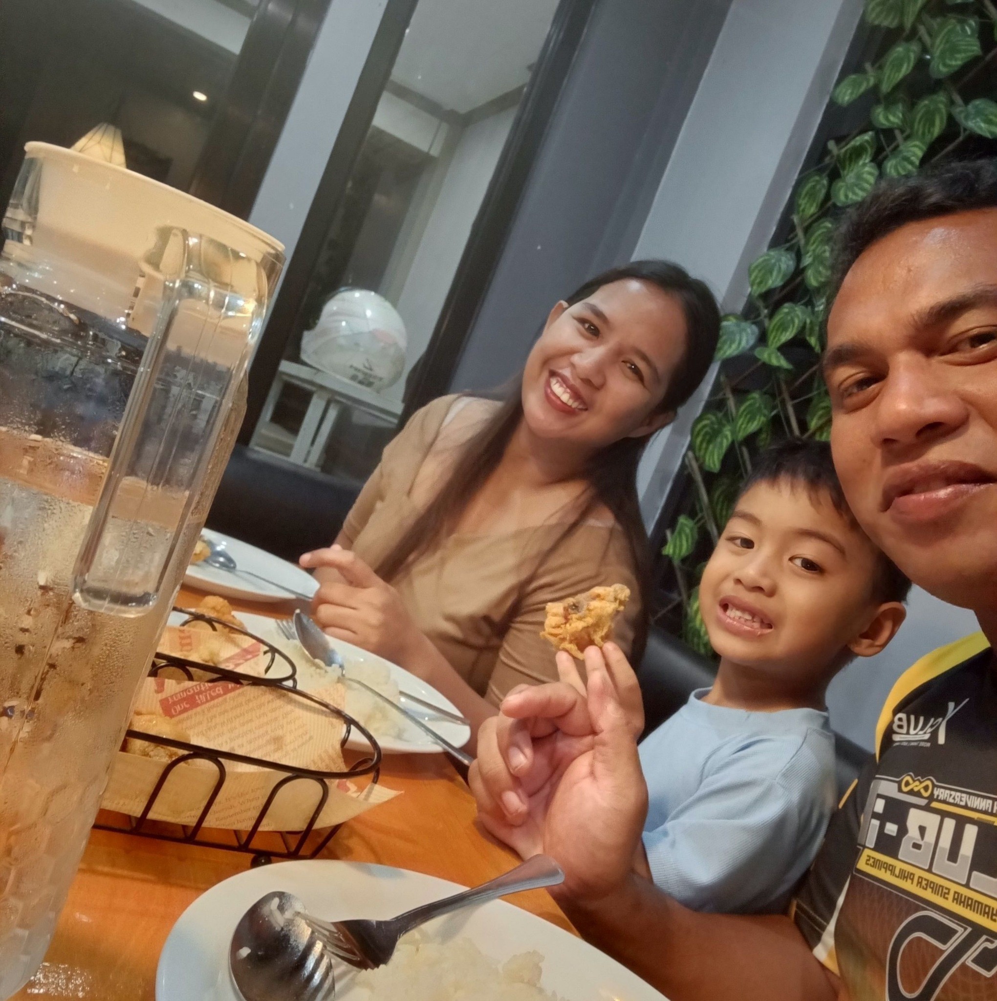 #everyonefollowers | Renz Mark Poniado