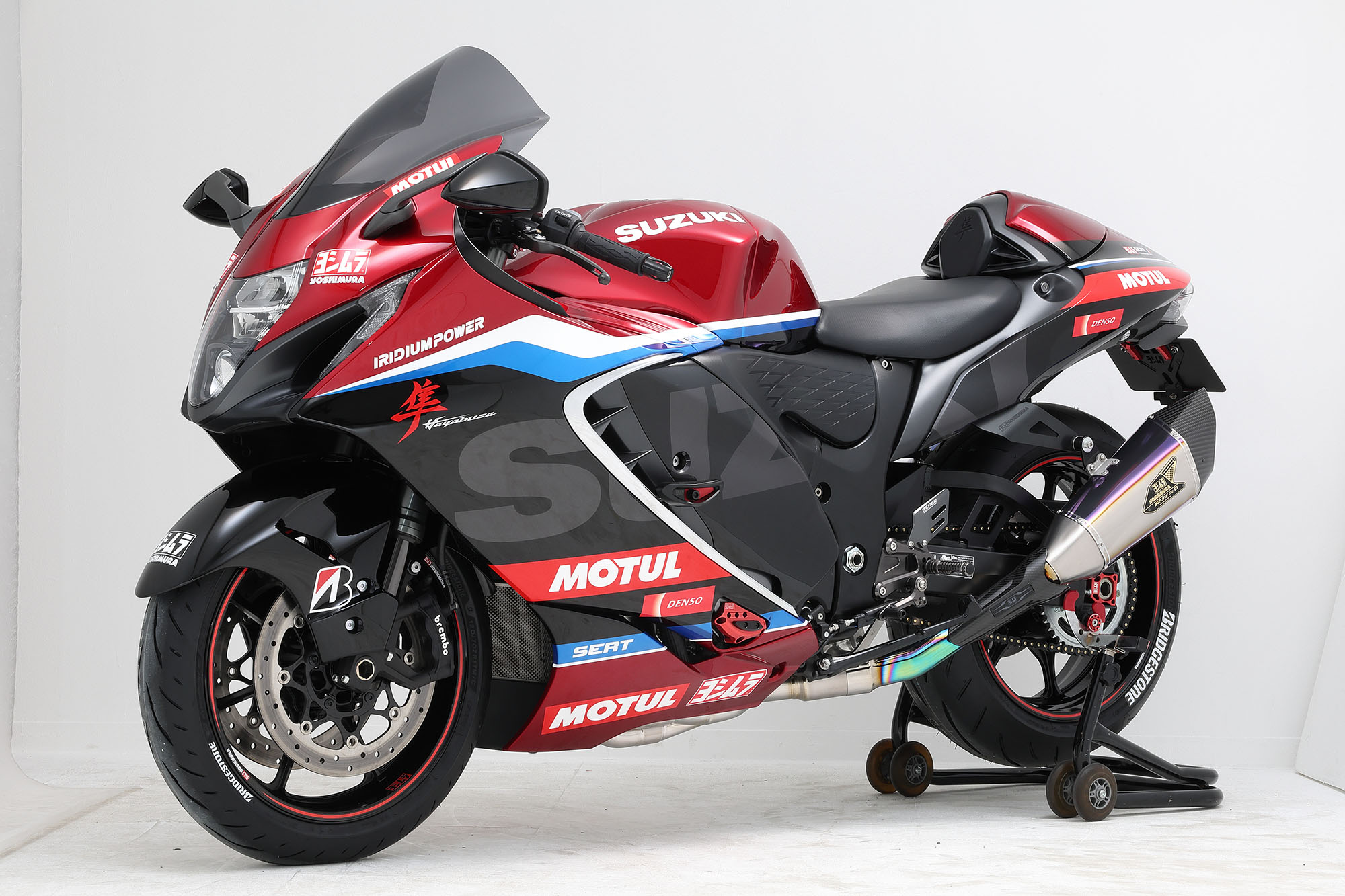 2024東京モーターサイクルショー 弊社ペイント担当車両、ヘルメット 