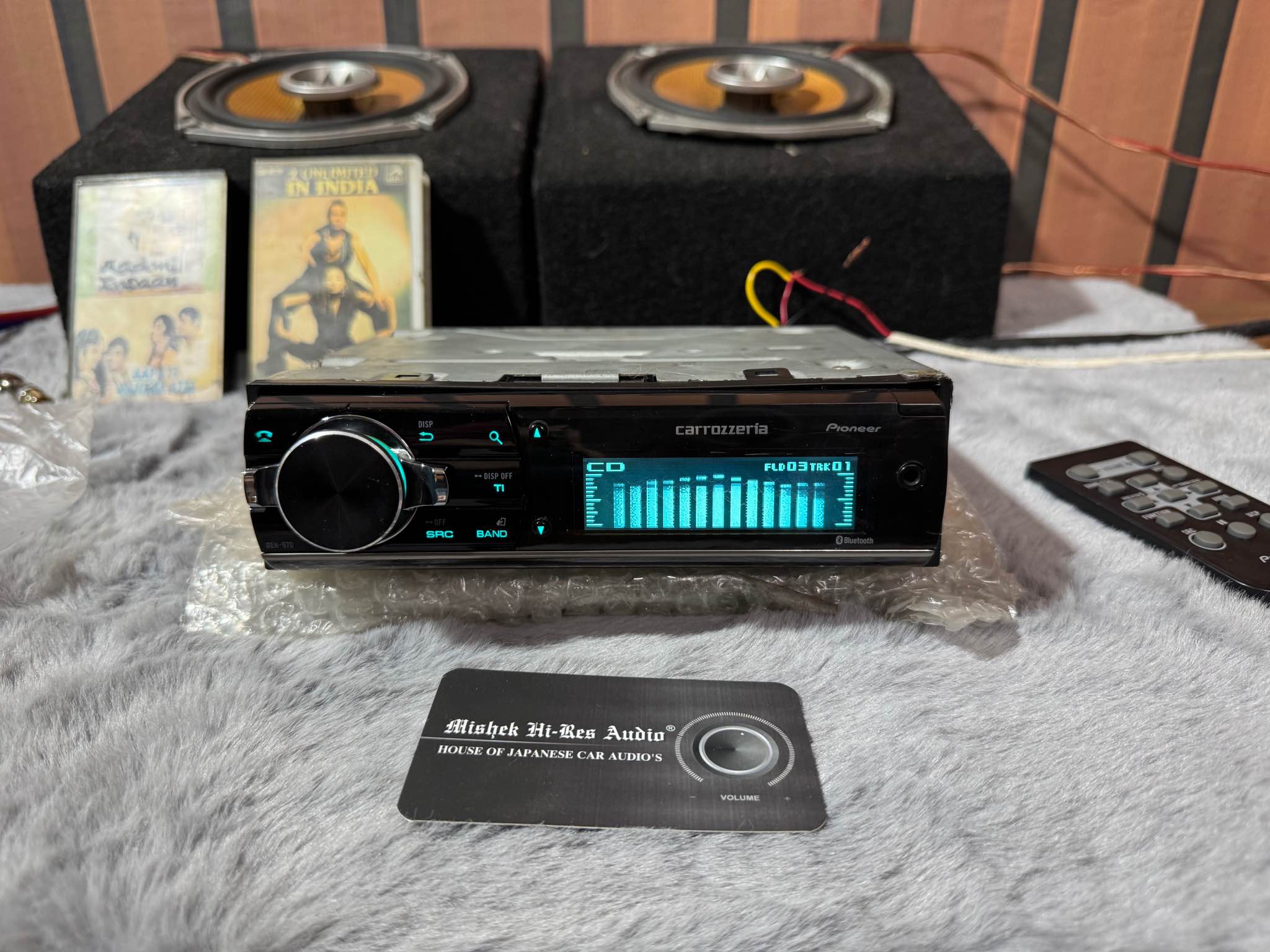 Carrozzeria DEH-970 3 way active DSP is a high-end 1-DIN Japanese