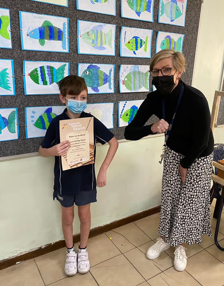 Grade 4 receiving certificates for... - Curro Heritage House | Facebook