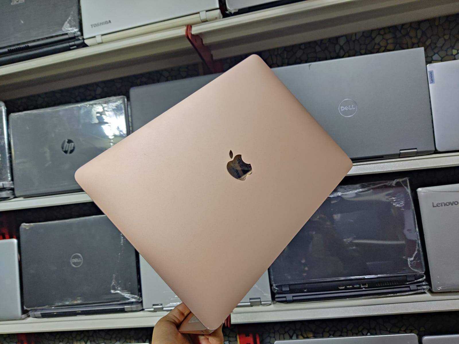 Macbook air (2018) Color - Rose gold 8GB RAM/128GB Intel Core i5