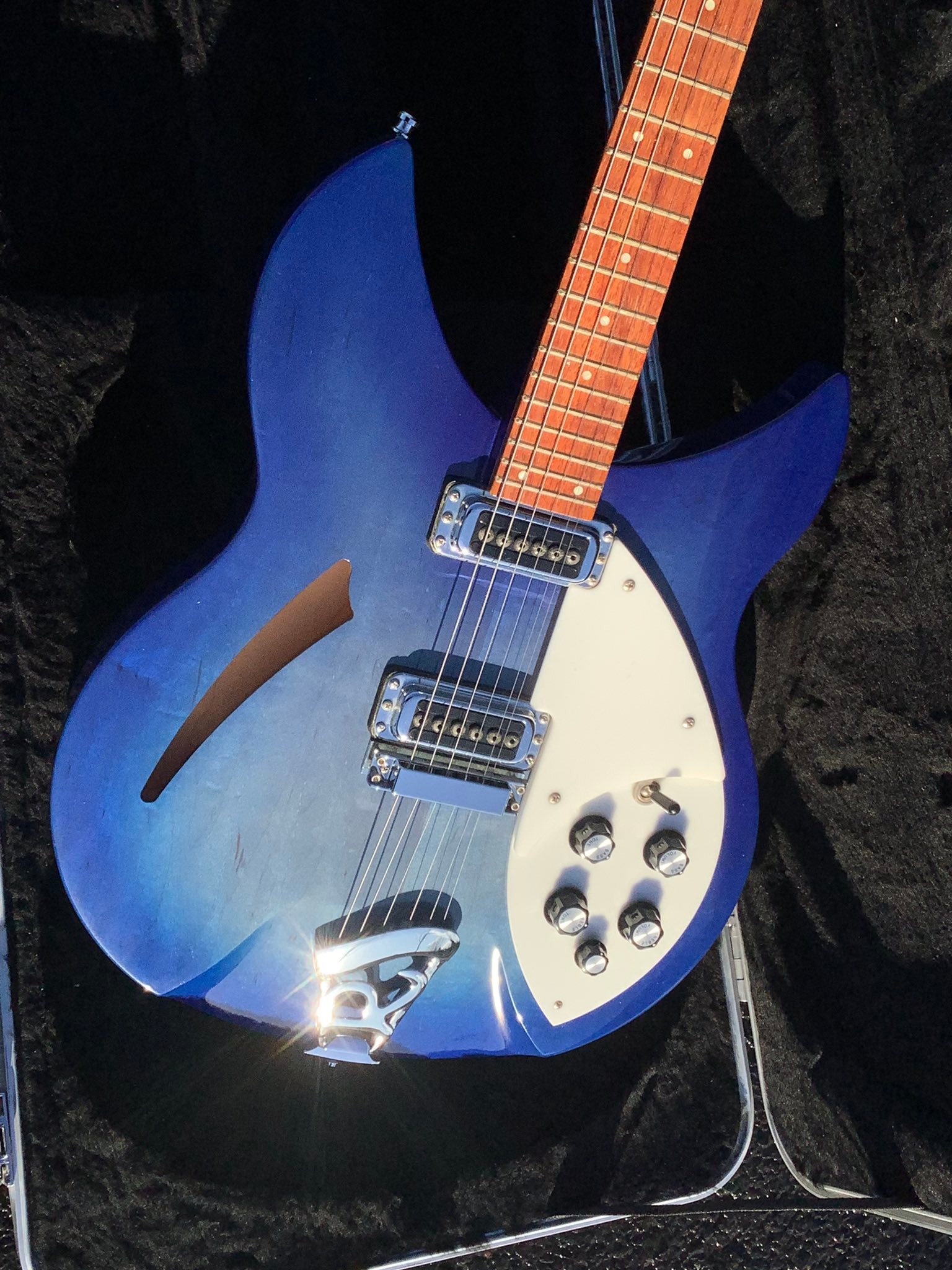 Cool blue…icy with fire, Rickenbacker 330 from the early 2000s.