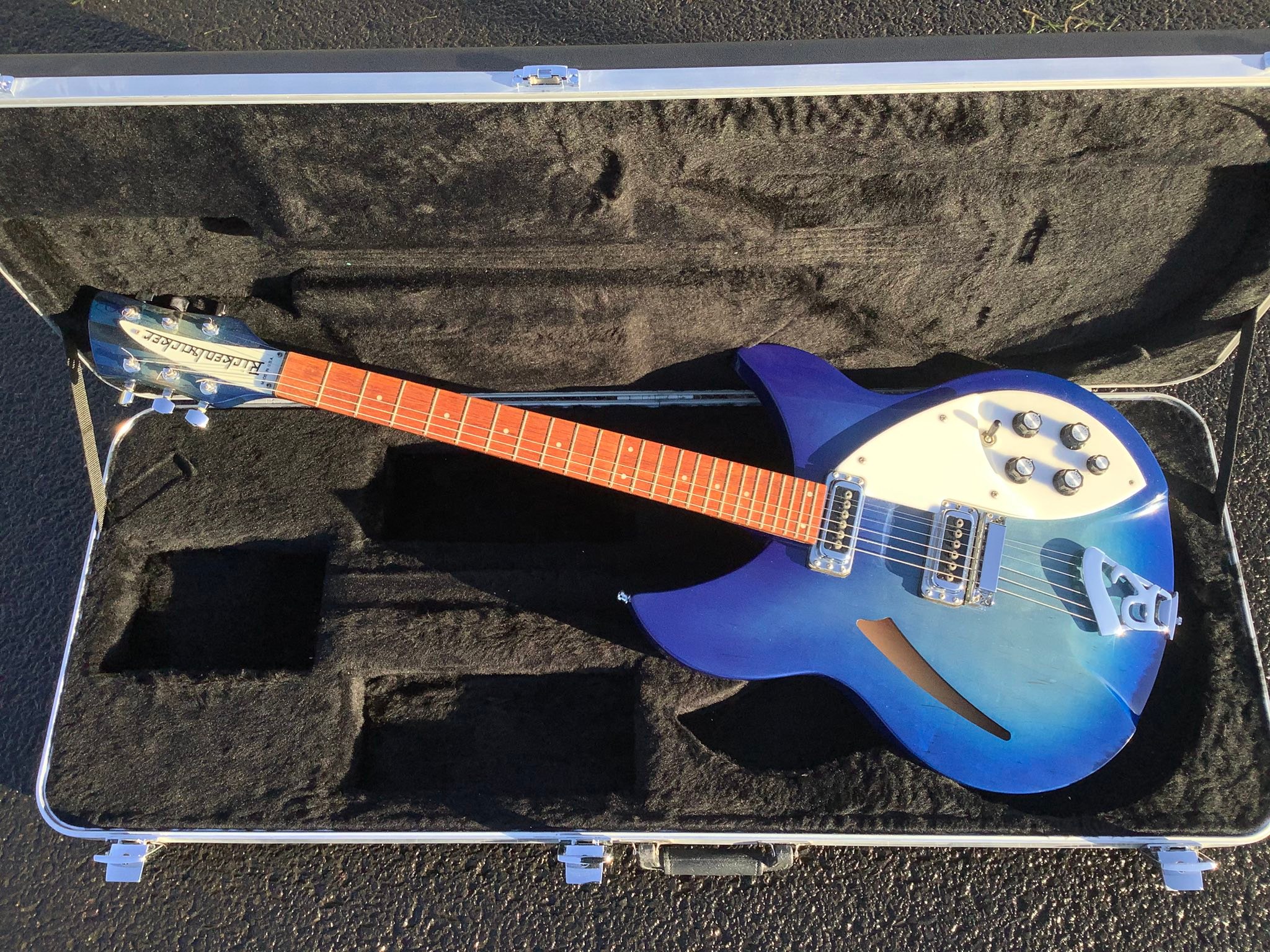 Cool blue…icy with fire, Rickenbacker 330 from the early 2000s.