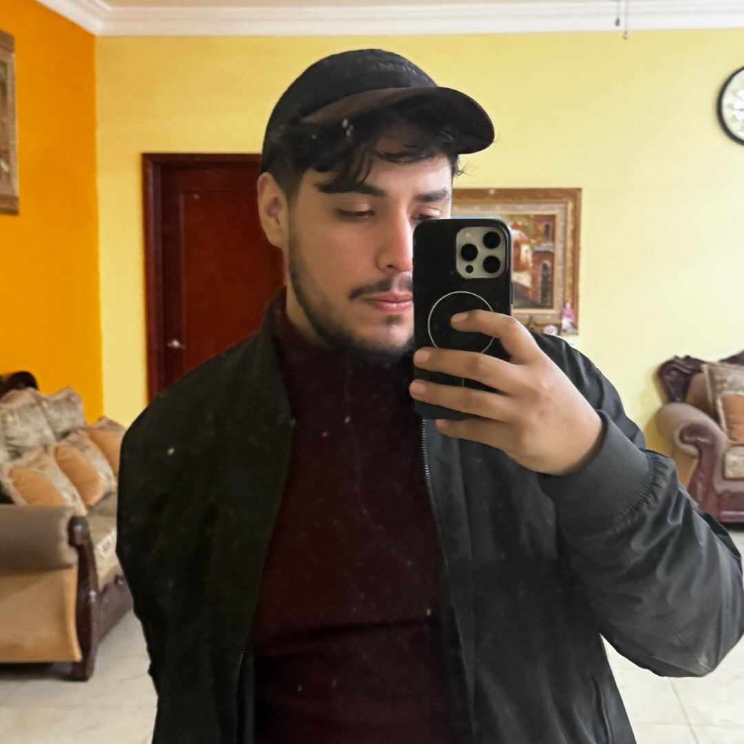 Alex Leal