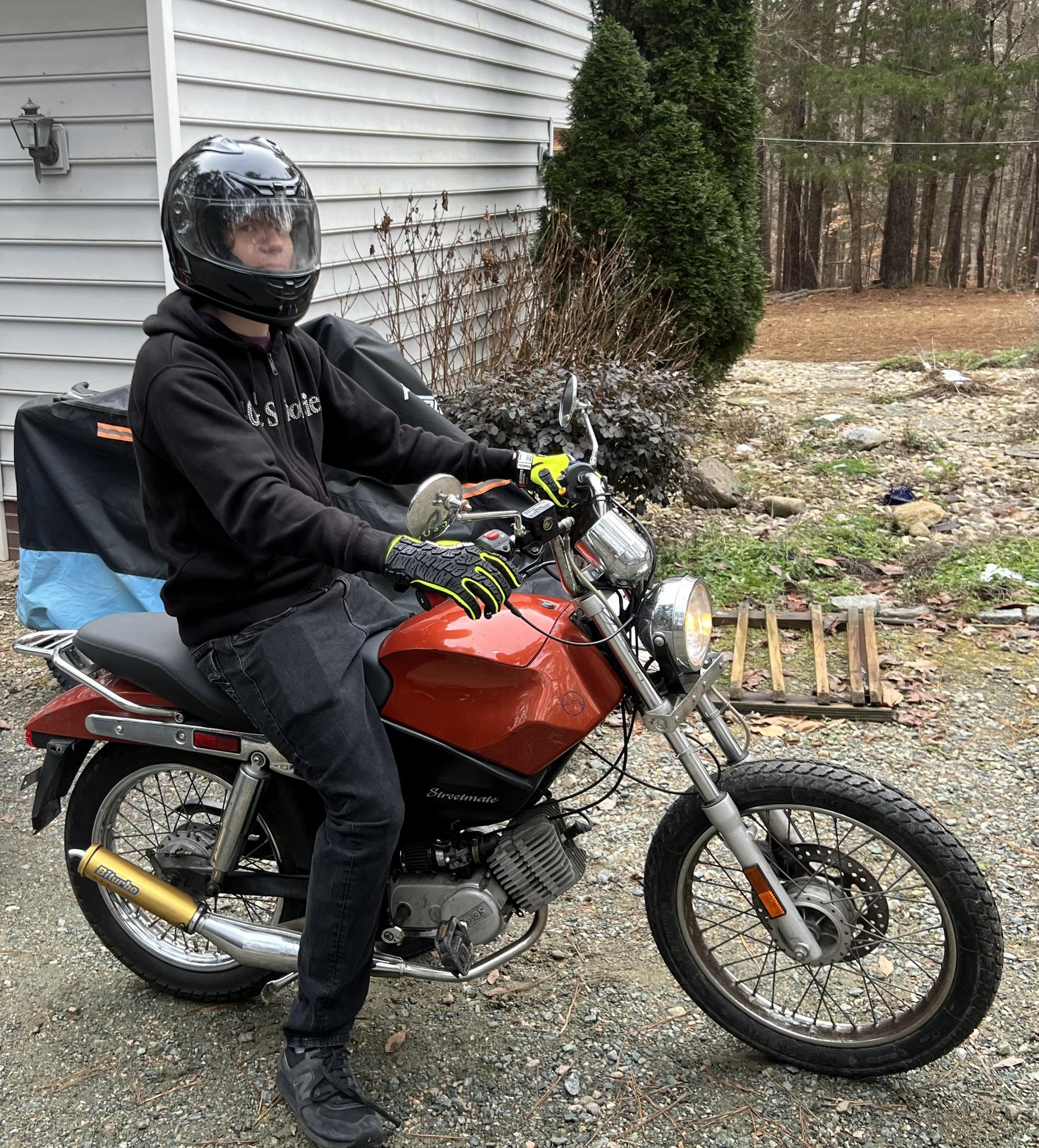 Any one have experience with the tomos street mate 80