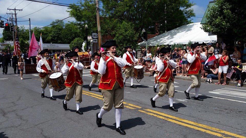 Williamsburg... - Williamsburg Field Musick Fifes & Drums