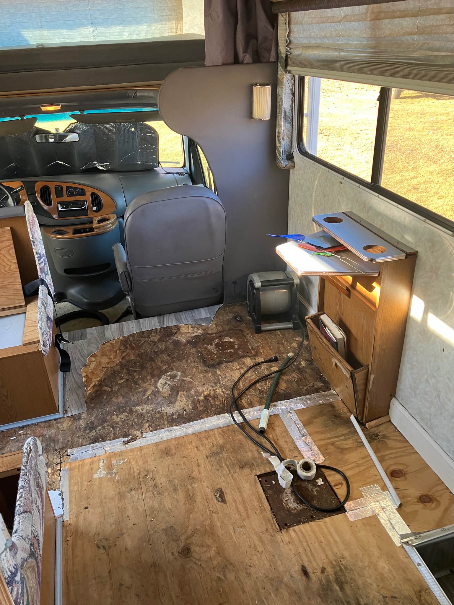 1997 class c camper - RVs & Campers - Savannah, Tennessee | Facebook ...