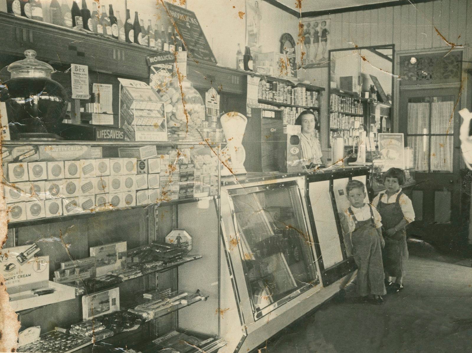 Fruit store. Photo by E.G. Stillman. Japan, around 1890