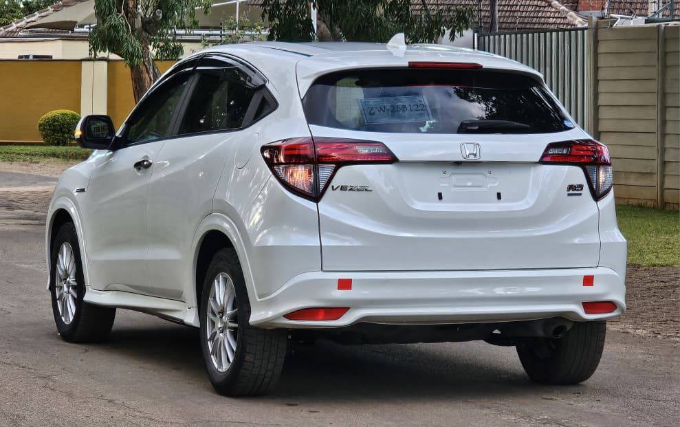 Honda Vezel 2017 RS 67000km mileage Automatic transmission Petrol