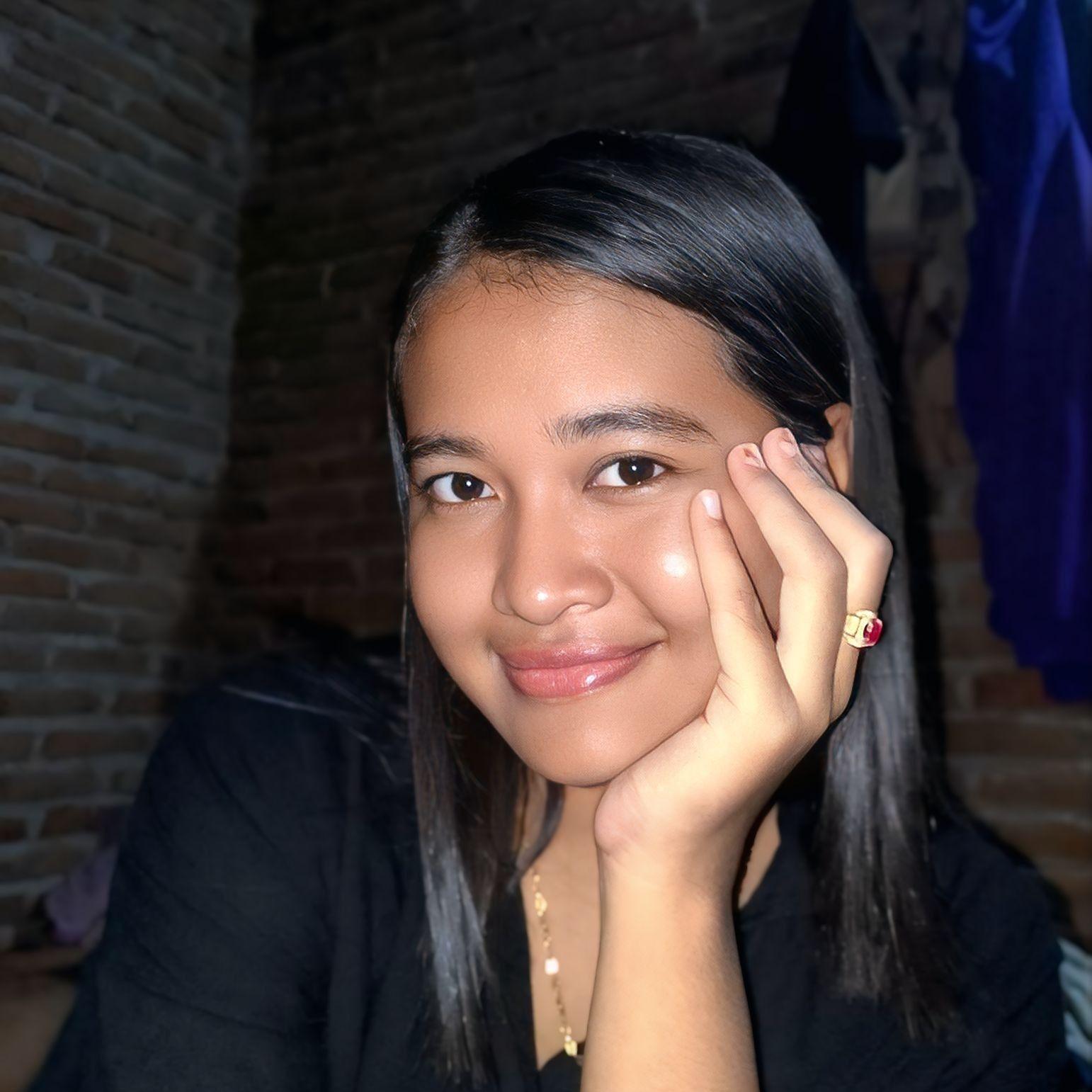 Dian Ayu Anwari