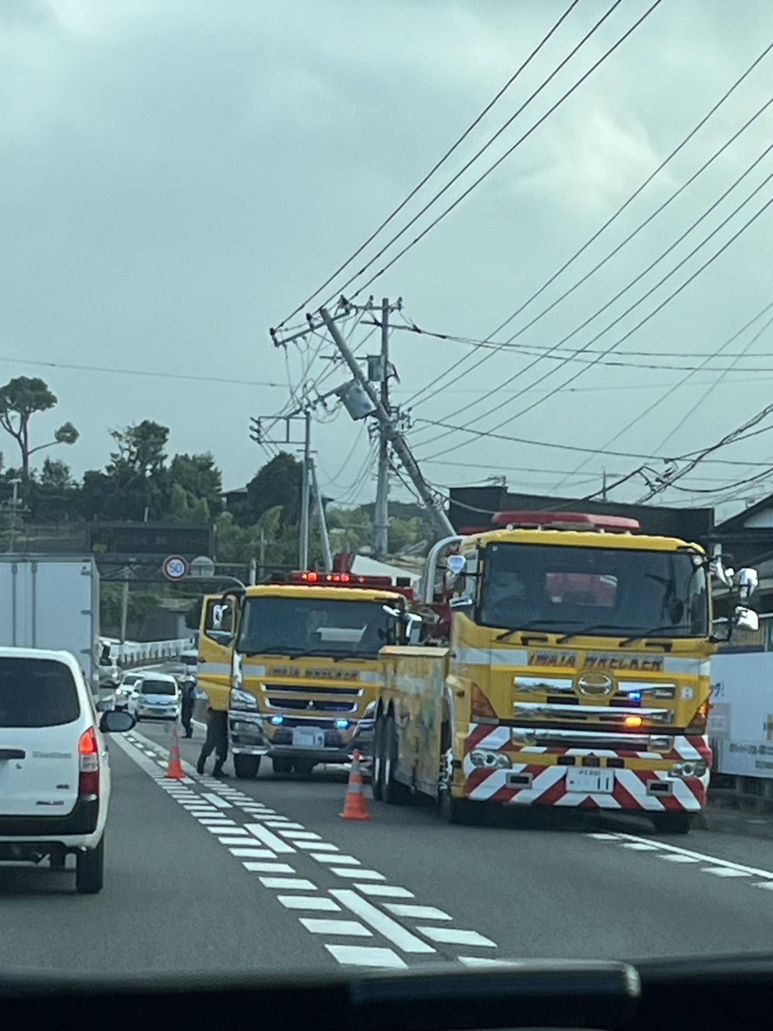 詳細は不明ですが、三島の次郎長の店舗のが破壊されていたそうです?