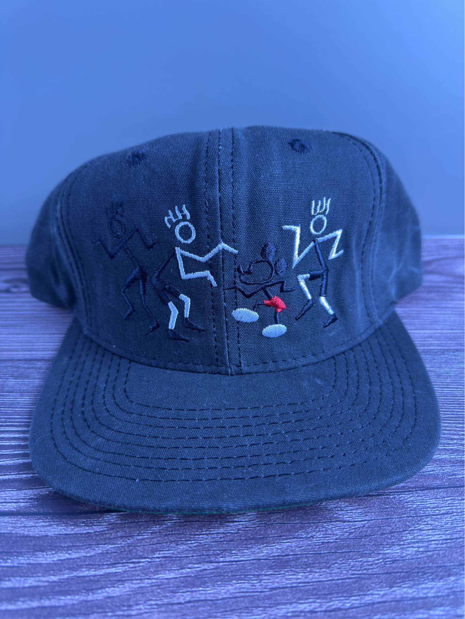 90s USA製 Disney ''ANIMATION NATION'' Vintage 1990s Disney Mickey Mouse “Animation Nation” snapback by