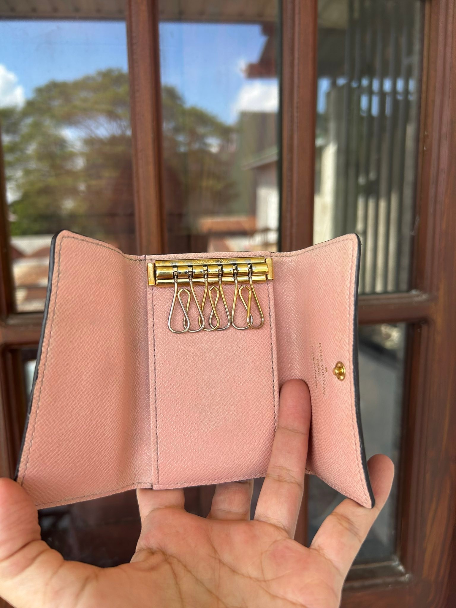 FOR SALE - Porter by Yoshida & Co. Coin Case Wallet -Features a  display picture 1
