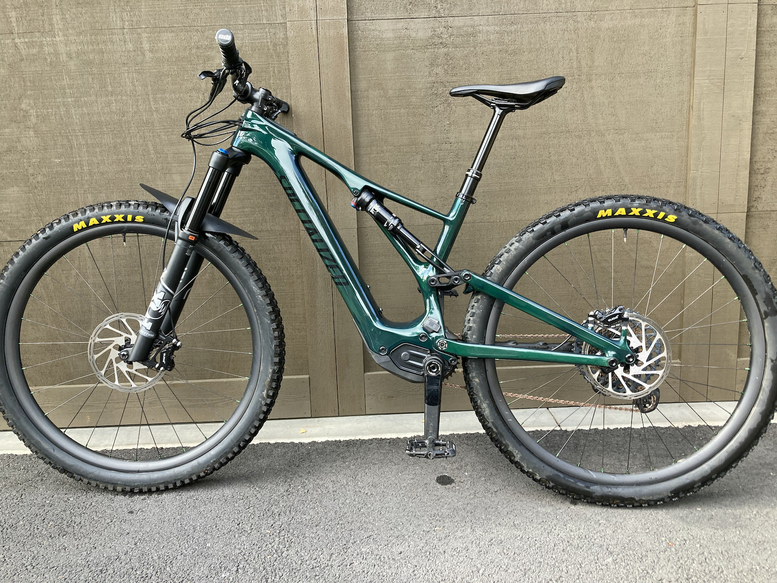 Customized Specialized Levo SL Comp bike specs