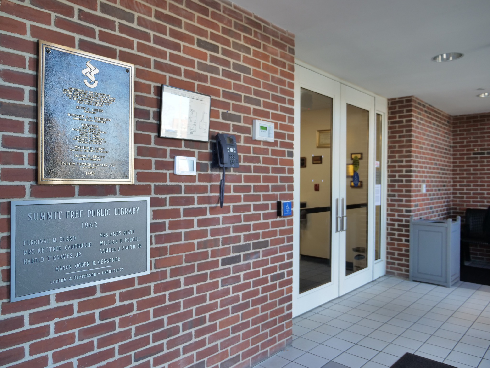 Summit Library Youth Services | Summit NJ