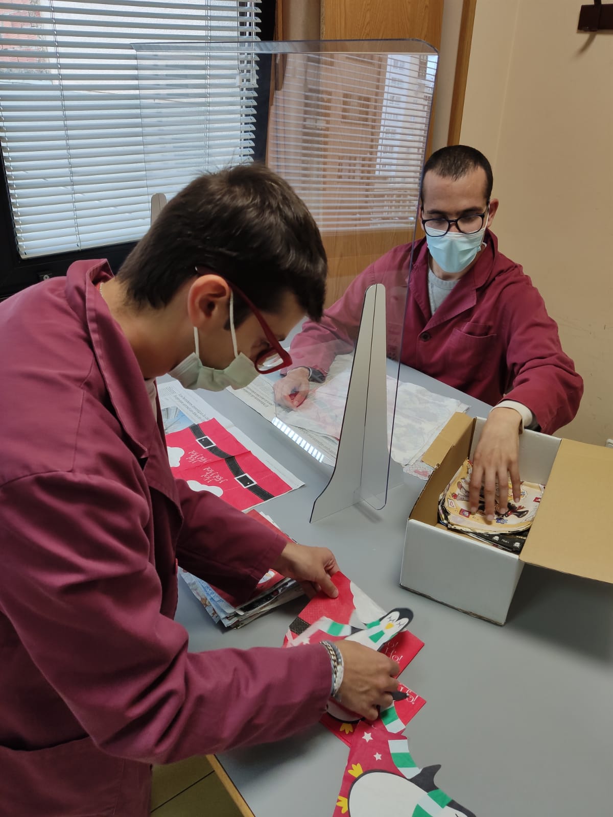 Fundación Adcor - En el Taller de Manipulados han...