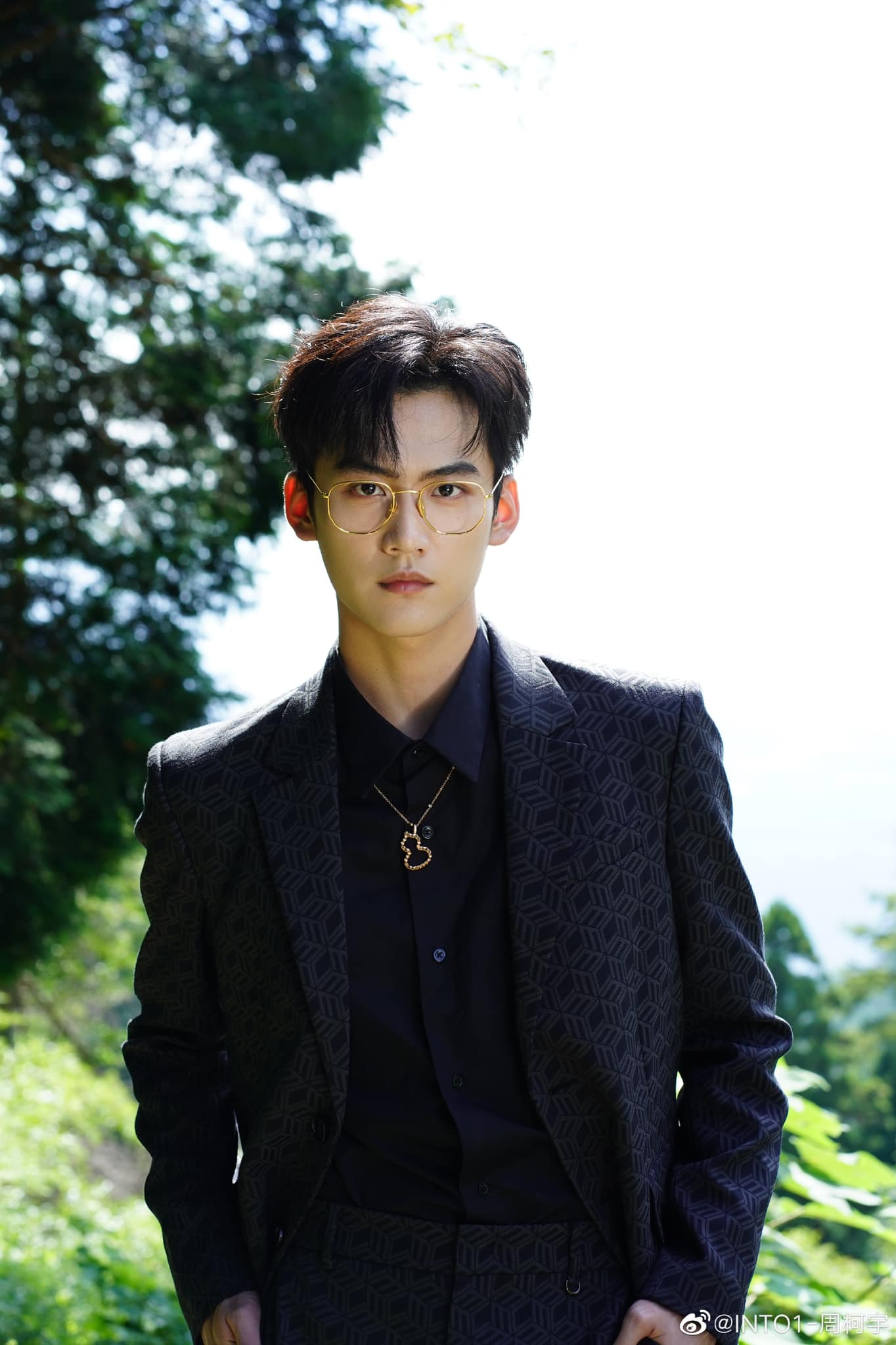 INTO1_周柯宇 ????? ?????? ! ??????? : 