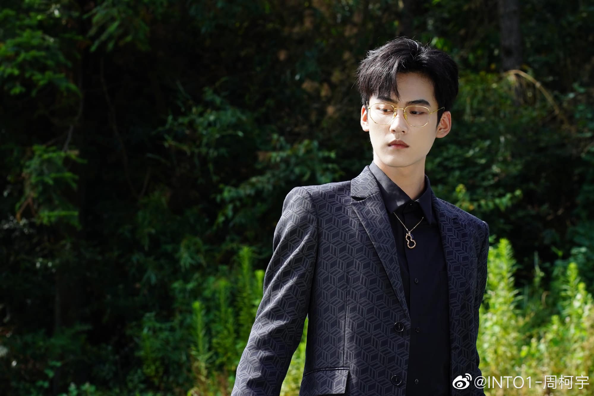 INTO1_周柯宇 ????? ?????? ! ??????? : 