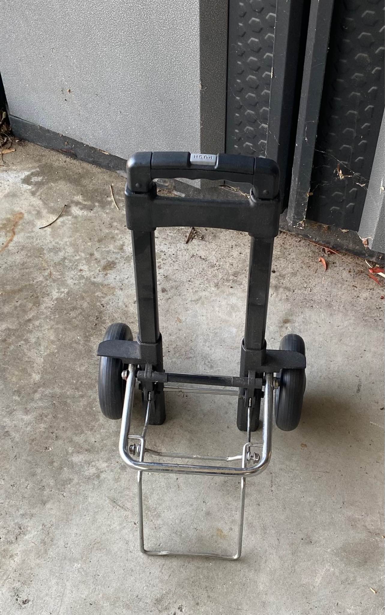 Aluminum collapsible hand cart for portable O2 oxygen machine - Dollies ...