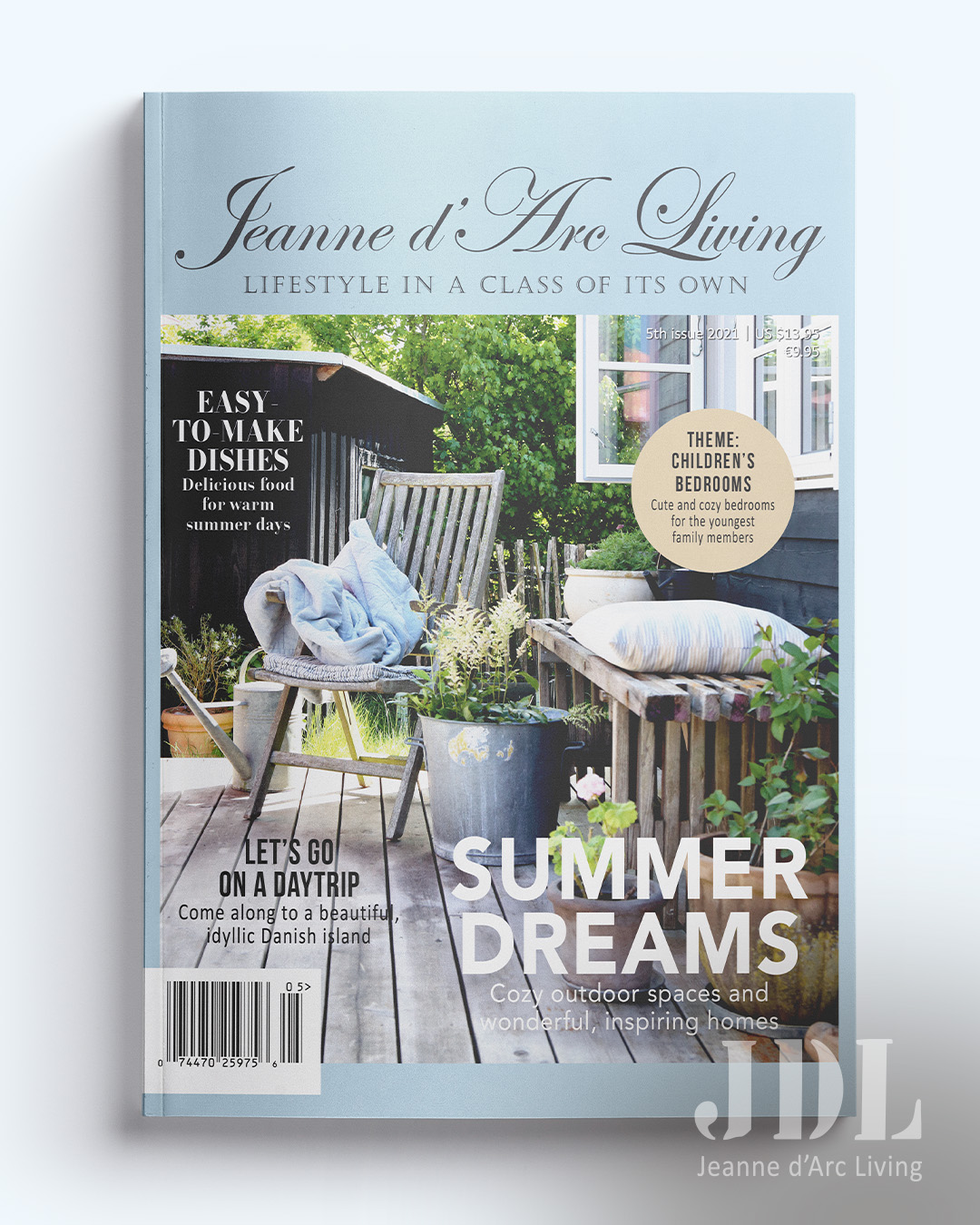 ✨New magazine out today✨ Get it before your neighbor 😎😎 New