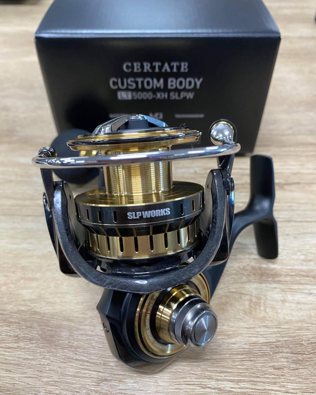 リール DAIWA SLP WORKS CERTATE CUSTOM BODY 4000 DAIWA SLP WORKS CERTATE CUSTOM BODY #plat_japan