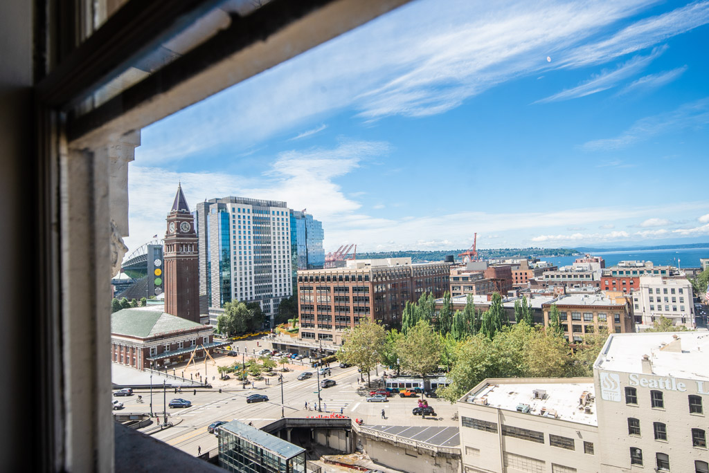 Addison On Fourth Apartments | Seattle WA