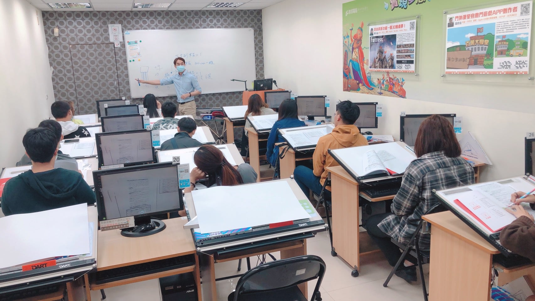 聯成電腦楠梓分校 - 【室內設計手繪班】 😁4/8室內設計手繪班開訓了‼️ 😊很抱歉我現在才跟各位分享... | Facebook