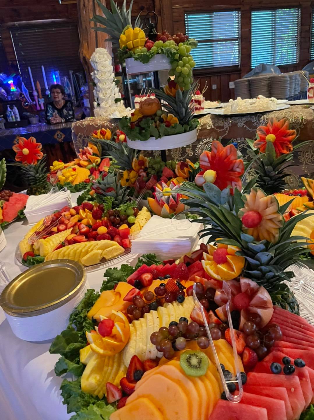 Fruit tables displays... - Susy's Catering and Fruit Designer