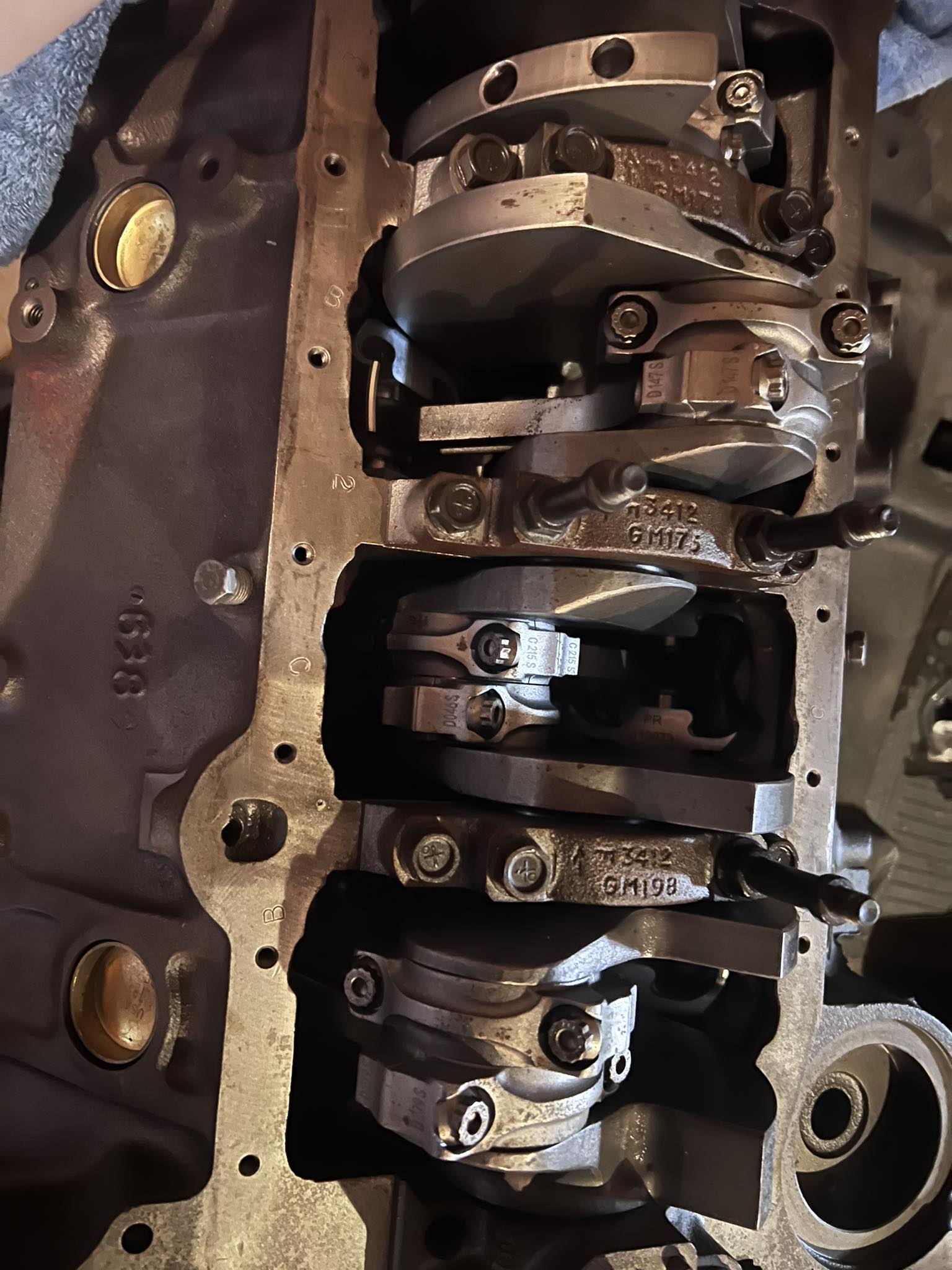 Two part oil pan, recommended torque specs for bottom pan?