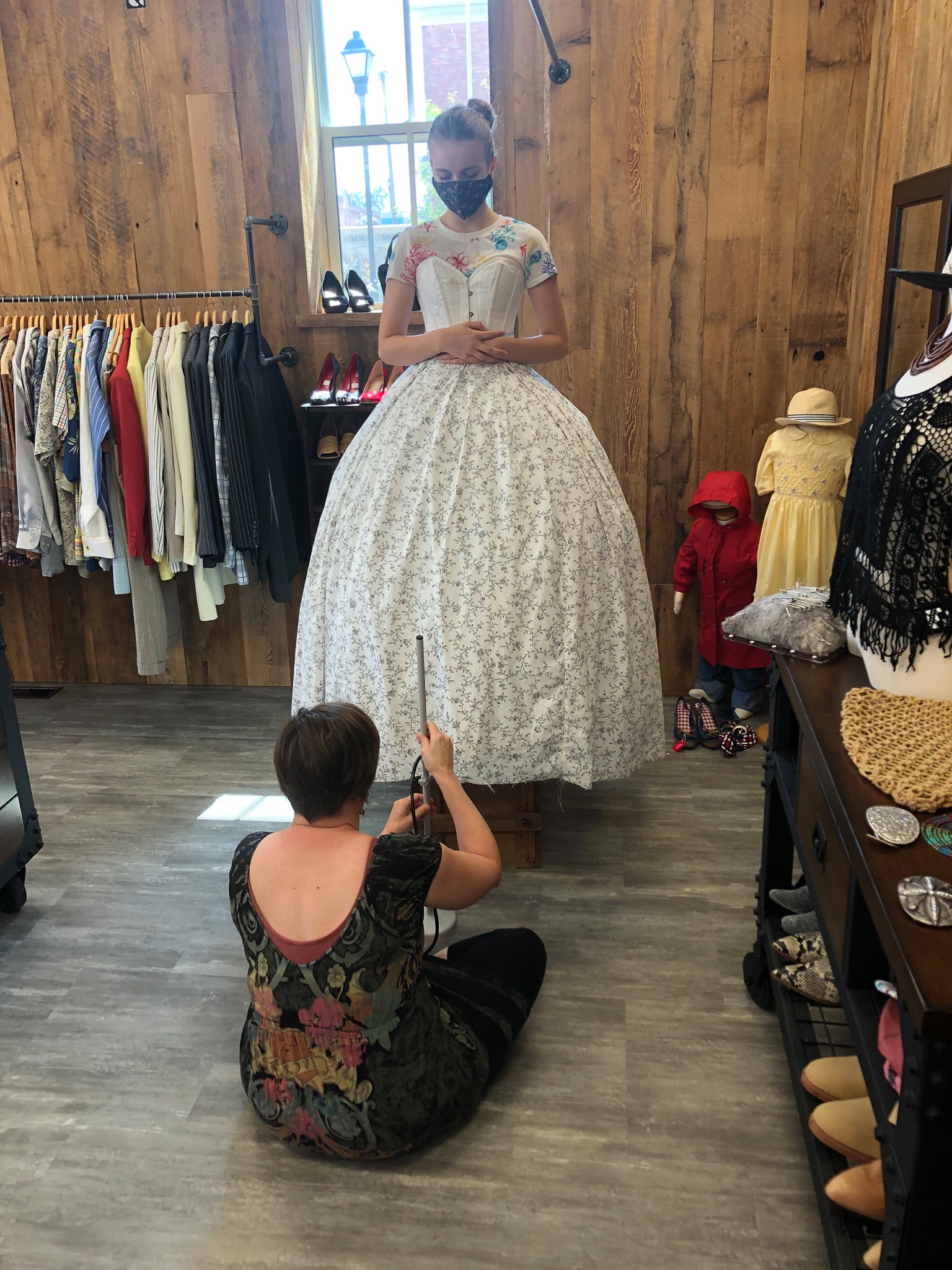 Sharing you our recreat Amy March gown from Little Women 2019 🎞️ 🫶 Hope you like it 🫶 #littlewomen #amymarch #amymarchcosplay #amymarchcostume #cosplayer #cosplay
