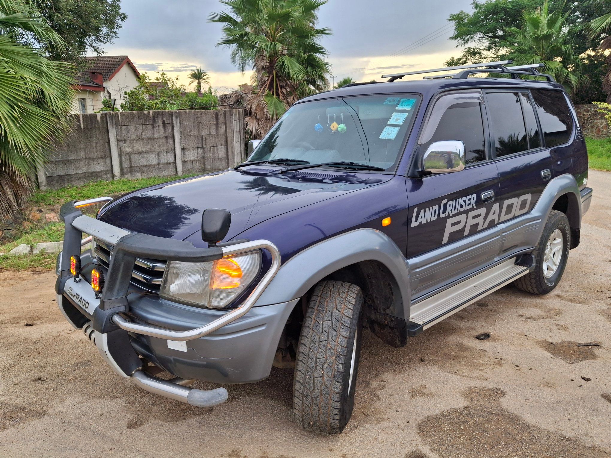 TOYOTA LAND CRUISER .PRADO J95 KZ-TE .4X4 AUTOMATIC .AIRCON