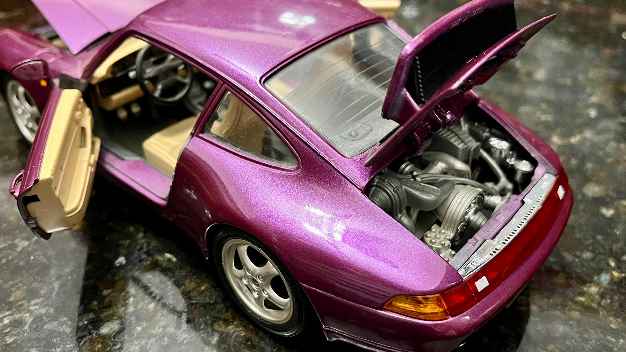 Bburago Porsche 911 Carrera 1993 X M Un IOARIRO BUAU.
