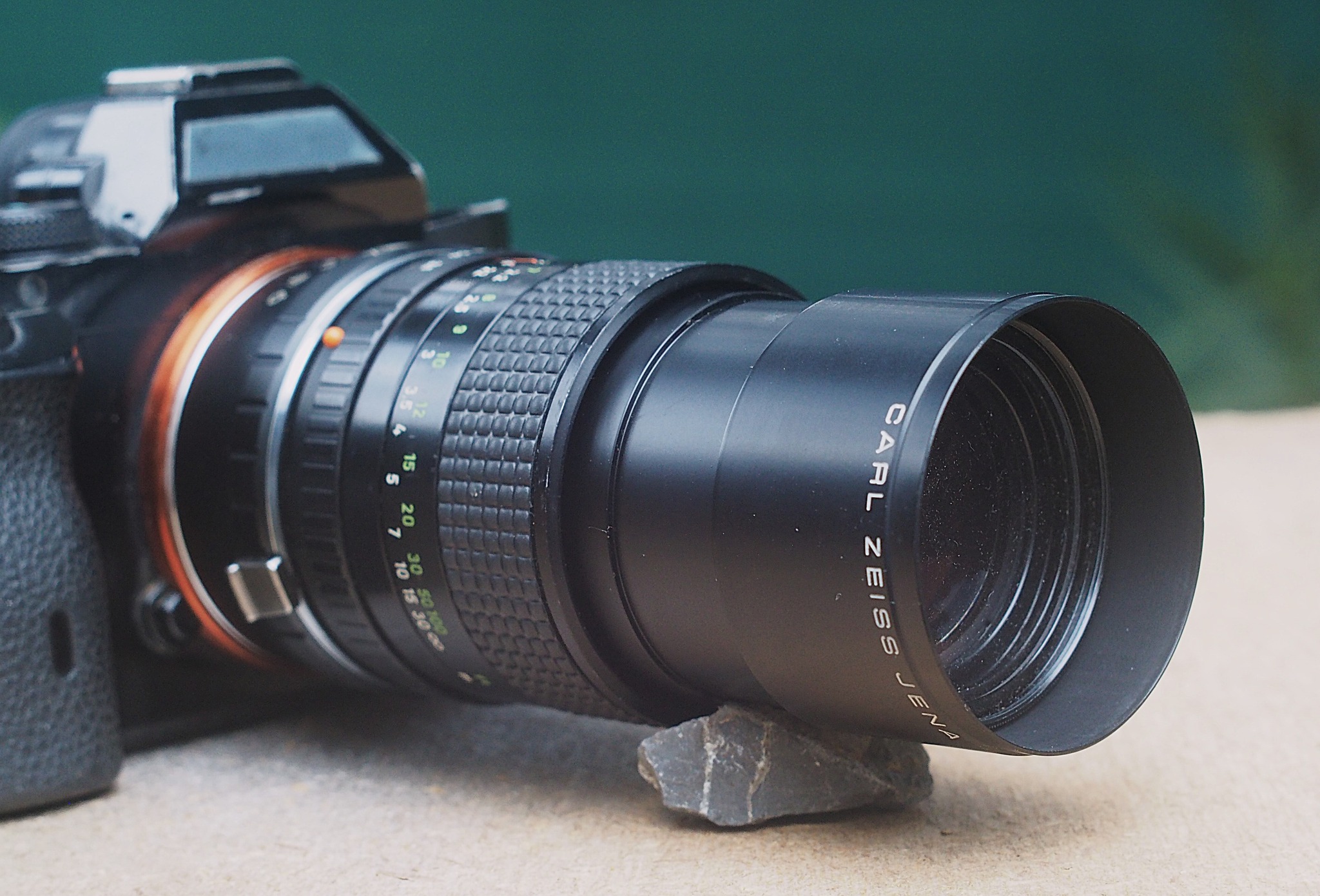 Carl Zeiss Jena Triotar 135 mm f/4**