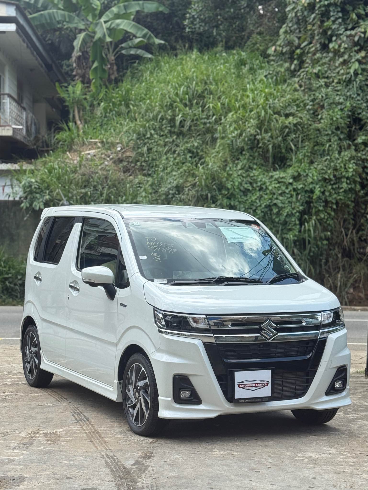 Manufactured in 2025 • Mileage 300 KM • Impane CVT Transmission