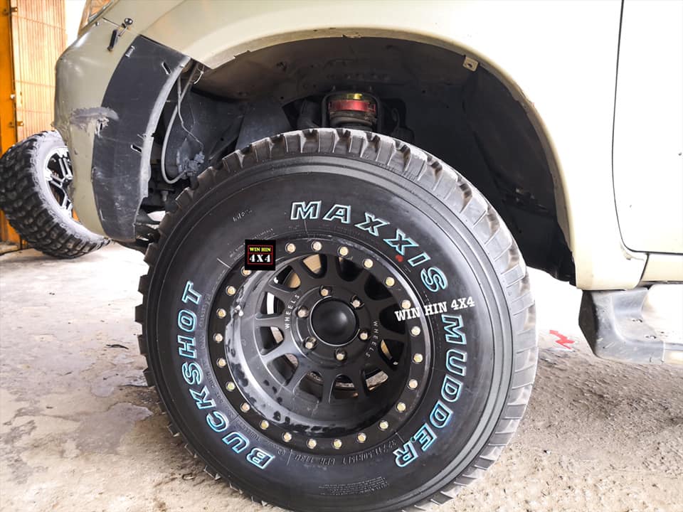 WINRUN 165/55-15BROOK15×4.5＋43 4￼H100 （32/11.5r15 MAXXIS MT754 