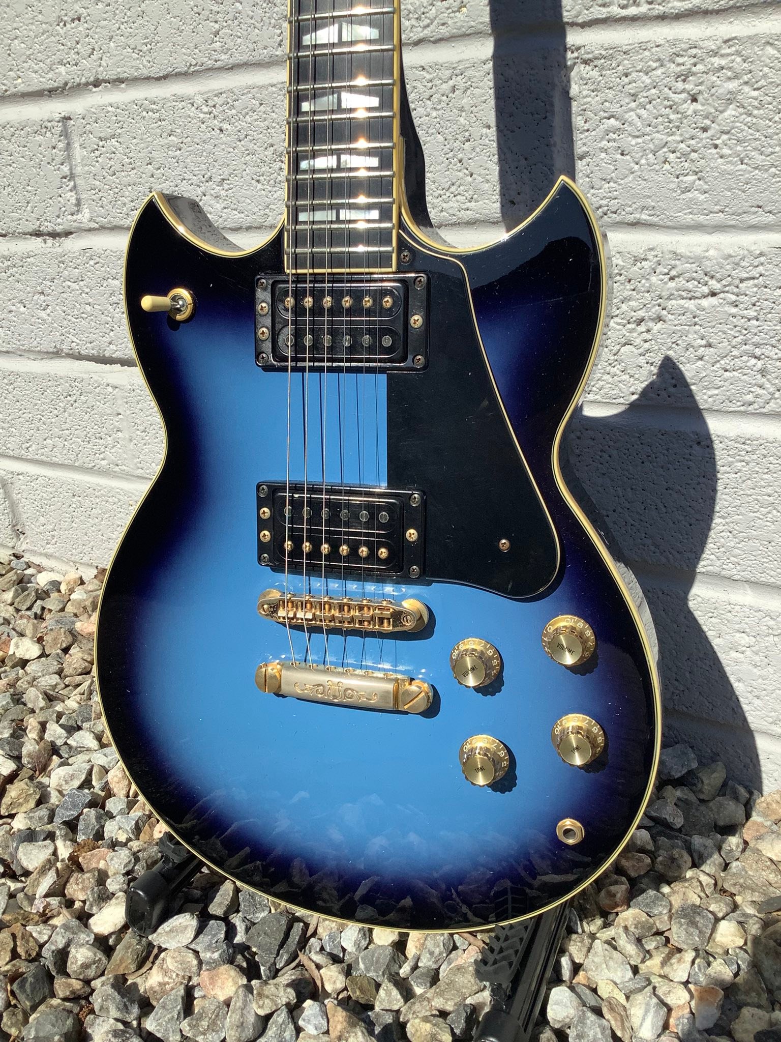 Yamaha SG800S Dark Blue 1982 Limited Edition Guitar