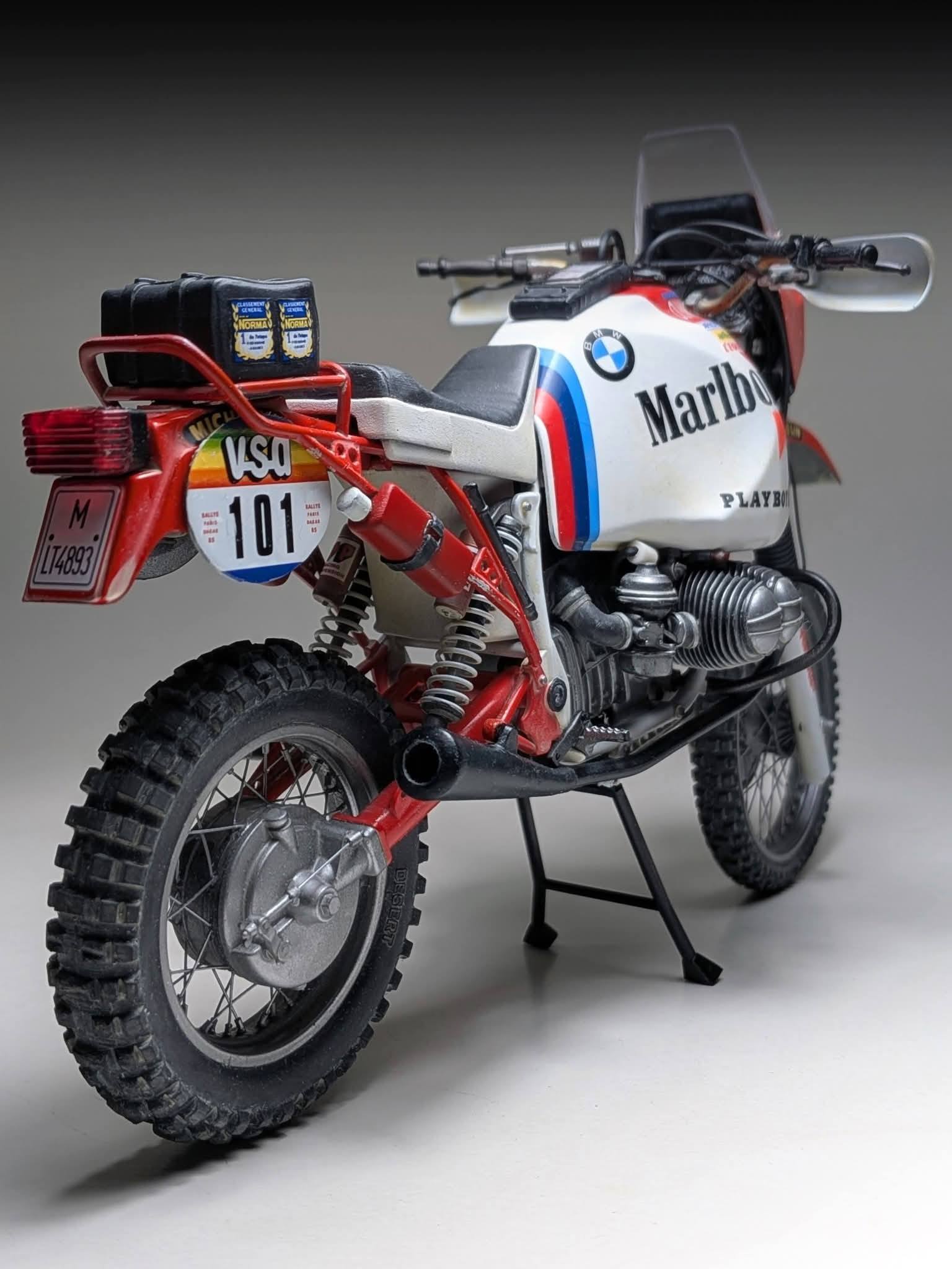 Tamiya 1/12 BMW R80 G/S Paris-Dakar rally winner
