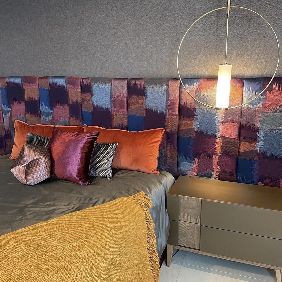 Modern interior design by Maricarmen... - National Solutions | Facebook