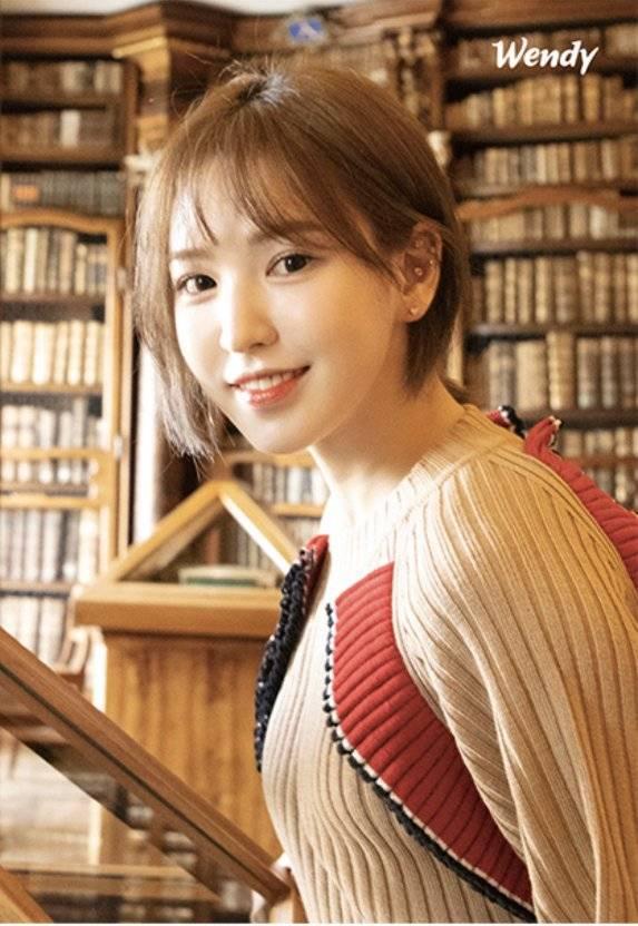 Wendy 1000-piece puzzle set with new photos from their Switzerland