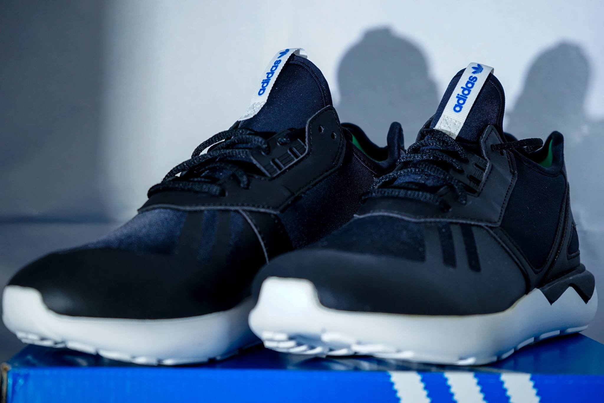 Lock 唔穿衫 - 【Adidas Tubular Y-3 平民版】_女鞋 Y3這雙今年經典最夯的鞋子... | Facebook