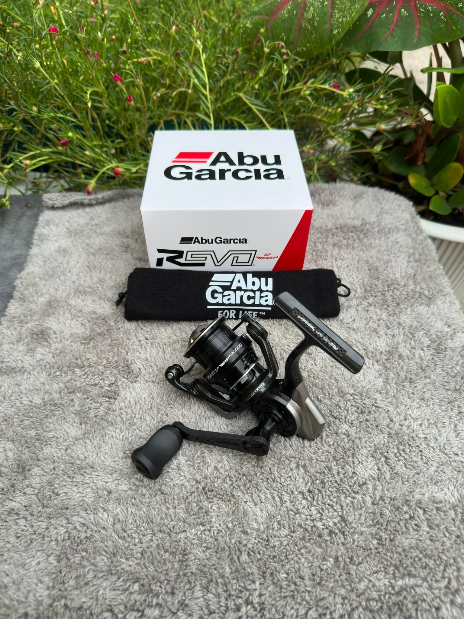 ขายรอก Abu Garcia REVO SP Beast 2000S ราคา 2950 บาท