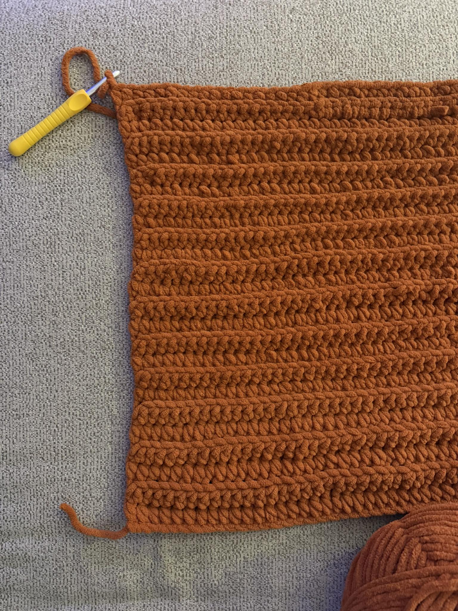 What does row 25 mean in a knitting pattern?