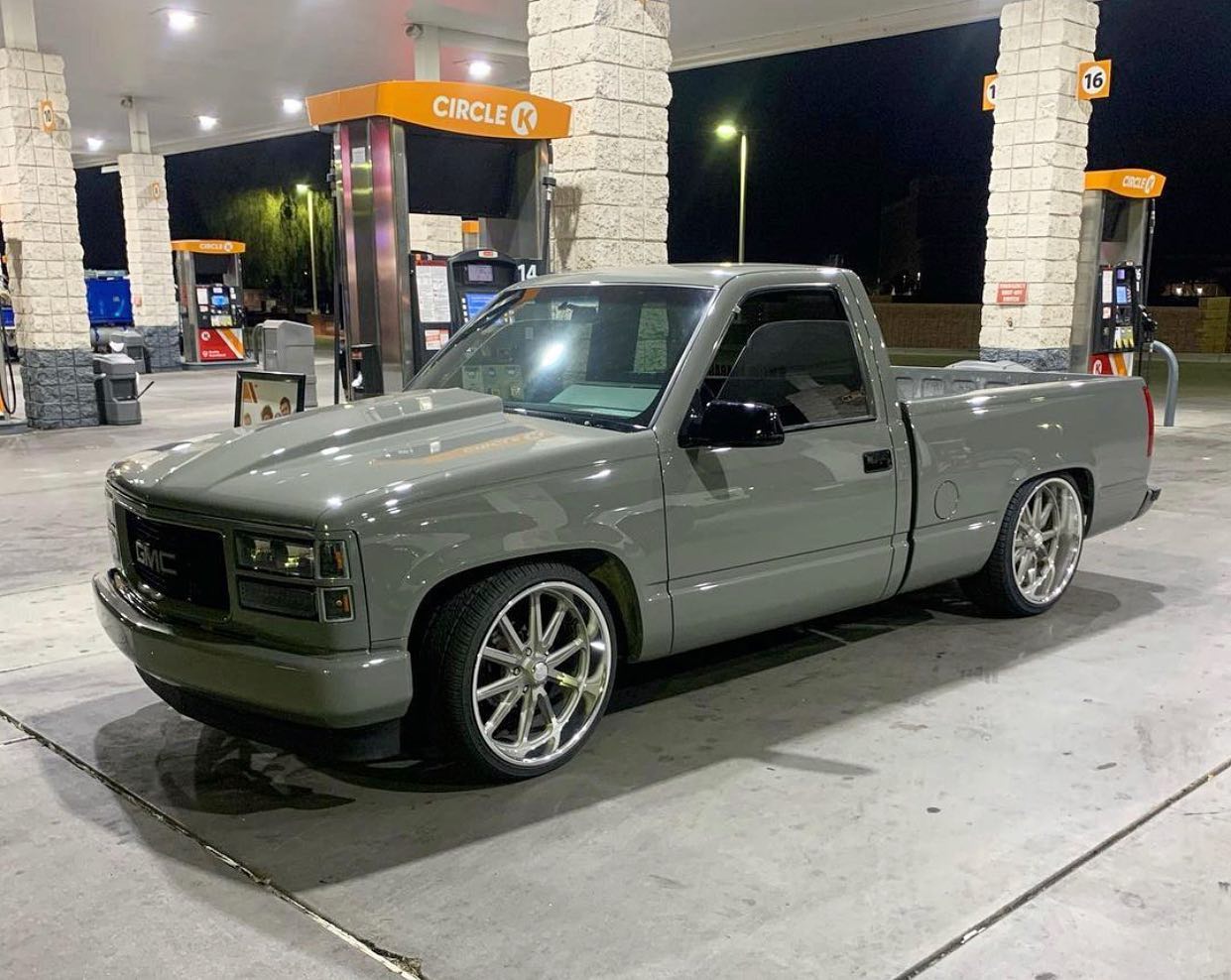 U.S. MAG Wheels - @derek_5.7 OBS on 22” Ramblers looking... | Facebook